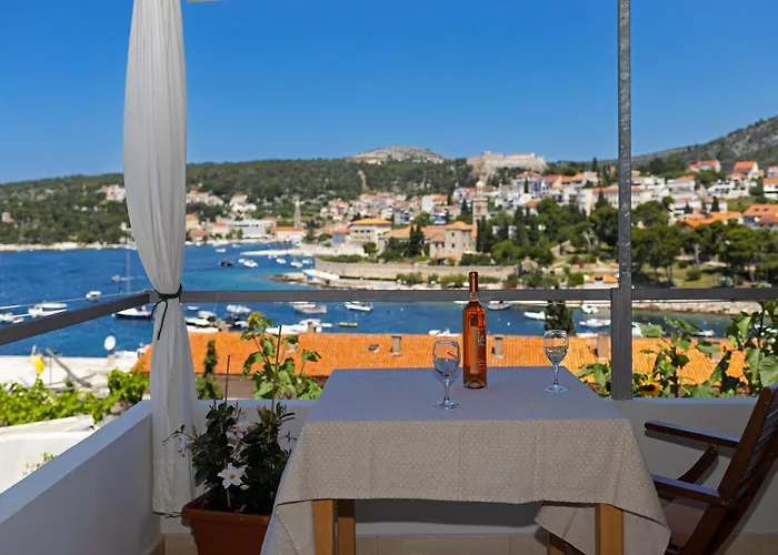 Gasthuis Seaview - Zf Hvar 4*