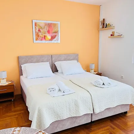 Πανσιόν Seaview - Zf Hvar 4*