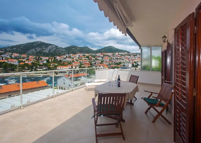 Seaview - Zf Hvar Pensjonat 4*